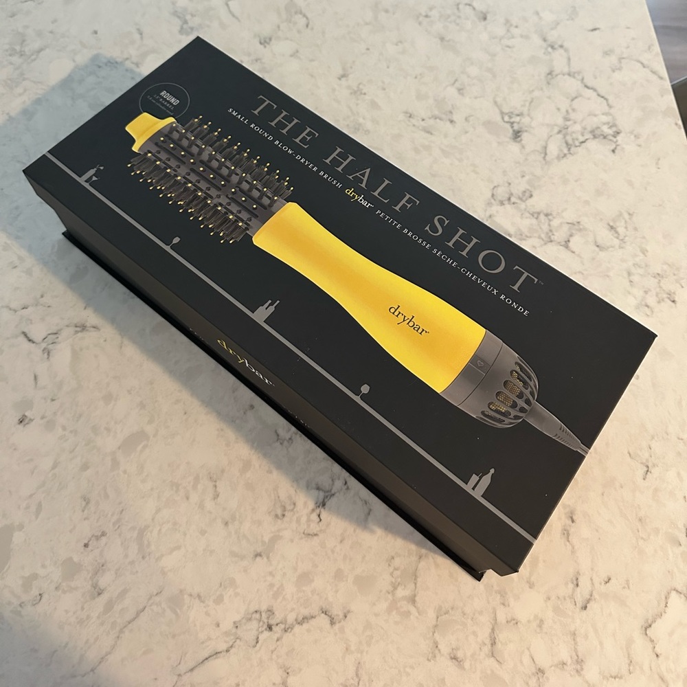 Drybar The Half Shot Blow Dryer Brush